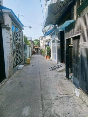 nhà 2 tầng 70m2(5x14)-hồ học lãm-giá 4.7 tỷ