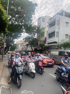 mt trần quốc toản ngay viện pasteur, dt 4.5x12, 3 tầng, 22 tỷ tl