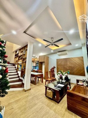 bán nhà phú thượng - tây hồ - 115m2 - 6pn - cách ngõ ô tô 80m - dân trí cao - giá hơn 21 tỷ