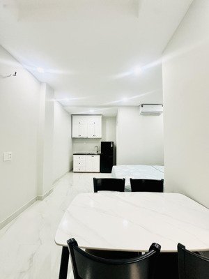 chính chủ cần bán gấp căn hộ dịch vụ 27 phòng ngay ngã tư hàng xanh - đã có sổ hồng