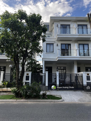 chỉ 30 tr/ tháng nhà phố góc dt 7x20m 1 trệt 3 lầu, lakeview city, nội thất cơ bản. lh 