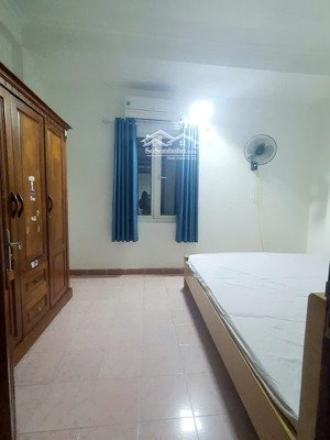 cần cho thuê gấp nhà riêng 4 tầng phố trần khát chân- hai bà trưng, nhà rộng, thoáng 4 ngủ, 15tr/th