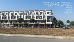 shop hiếm đối diện chân đế chung cư, giá cực tốt tiềm năng, sổ hồng lâu dài, dân cư đông đúc