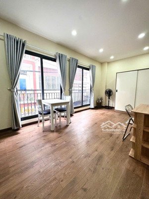 căn hộ cho thuê 45m2 máy giặt riêng ở nguyễn đình chiểu quận 3 gần chợ bàn cờ và cư xá đô thành