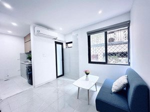 1n1k, 2n1k 196 cầu giấy- 101 nguyễn văn huyên, ô tô đỗ cửa, full tiện nghi