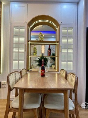 bán gấp căn hộ 2pn tại the park home, 110 triệu/m2, 80m2. căn hộ siêu đẹp, tiện ích xung quanh đầy.