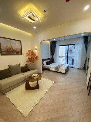 hàng hiếm phùng chí kiên - căn hộ cao cấp, ô tô đỗ cửa