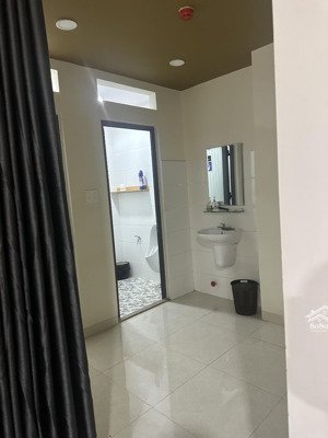 cho thuê mặt bằng kinh doanh nhà 5 tầng góc 2 mặt tiền đường thích quảng đức khu đô thị hà quang 2