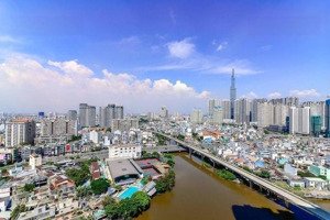 thuê ngay căn hộ 2pn vinhomes bason, view sông landmark 81, full nội thất gỗ cao cấp