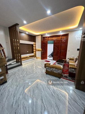 nhà đẹp '' ở ngay '' phố dịch vọng '' cầu giấy. 46m2 * 5 tầng '' full nội thất '' ngõ nông '' gần ô tô