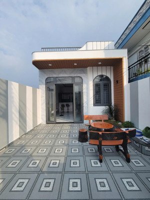 nhà riêng diện tích lớn 4pn, 3wc - tặng hết nội thất trong nhà