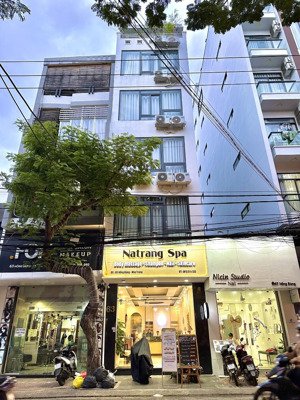 bán nhà mặt tiền đường hồng bàng trung tâm nha trang 20pn đang kinh doanh 50tr/tháng giá tốt