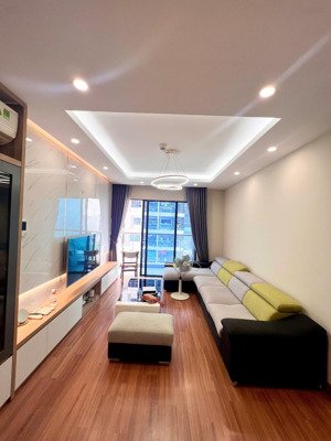 bán căn hộ 2pn giá 6 tỉ, cách ngã tư nguyễn trãi khuất duy tiến 500m