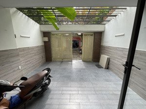 bán nhà 5 tầng, 5pn, thang máy, mới đẹp ở ngay, đường số 6 khu bên sông hiệp bình chánh, thủ đức