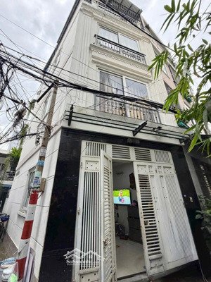 nhà 4 tầng giá rẻ đường phan xích long quận phú nhuận