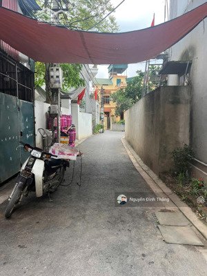 bán 43.8m2 rẻ nhất kiêu kỵ gia lâm , ngõ ngắn vị trí nằm giữa vin 2-3