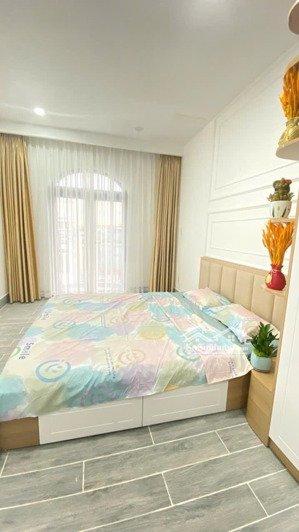 chính chủ bán nhà mặt tiền hxt. chủ ở 7 phòng và 17 ch cho thuê khoán