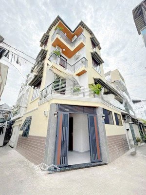 bán nhà quận 7 nguyễn thị thập góc 2mt ngang 7m hiếm xhx 4 tầng thu nhập 40 triệu