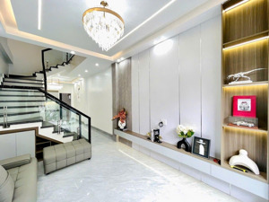 bán nhà xây độc lập ngõ 30 trần nguyên hãn - có sân cổng riêng - hải phòng