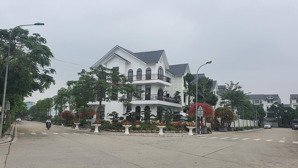 biệt thự geleximco giá 140tr/m2 cách siêu thị aeo hà đông 1km. lh: 