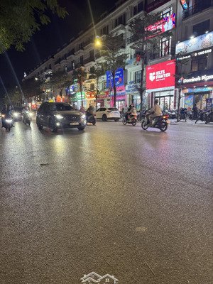 đẹp nhất mặt phố 40 xuân la, tướng quân đội, 90m2, 6 tầng thang máy, mt 7m, ở & thuê 100 triệu