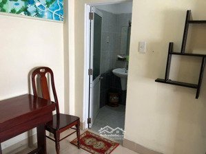 bán khách sạn 5 tầng cách biển 100m, bắc nha trang