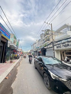 đất mặt tiền qlo 13 cũ- xây dựng cao tầng hầm + 5 tầng, giá đầu tư rẻ nhất khu. sổ không vay.