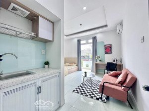 cho thuê phòng trọ sinh viên full nội thất có ban công ngay ngã tư thủ đức, tuyến metro số 1