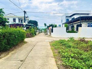 siêu phẩm lô đất nhà vườn diện tích 220m ngay ủy ban đại hiệp, gần trường thcs trần phú