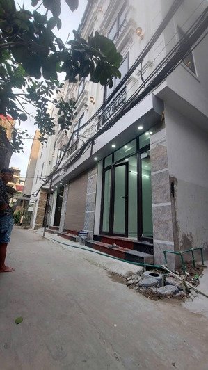 oto quanh nhà, tôn đức thắng, đống đa 35m2 x 5 tầng nhỉnh 8 tỷ có tl