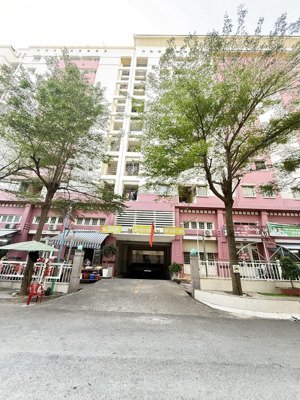 bán căn hộ 3pn c/c mỹ thuận thuộc p16 q8 nay đã sáp nhập là phường bình phú (q6)