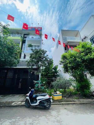 giảm sốc 10% từ 12.6 về 11.5 tỷ cho lô đất đẹp nhất khu phân lô bệnh viện lê văn thịnh quận 2 cũ