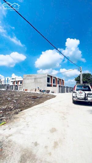 MUA ĐẤT TẶNG NHÀ GIÁ FULL CHỈ 1 TỶ X SỔ RIÊNG THỔ CƯ SẴN NỘI THẤT