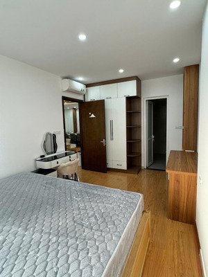 bán căn hộ 65m² đầy đủ nội thất tại flc garden city đại mỗ - giá 5.5 tỷ