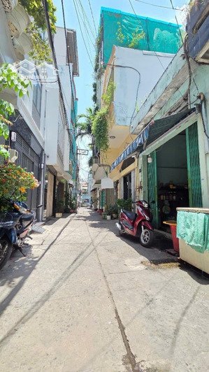 cực hiếm nhà 4 tầng bê tông cốt thép - 66m2 nhà đẹp, hẻm rộng, giáp q10 chỉ 6 đồng hơn