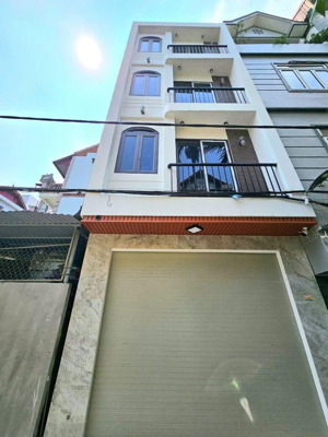 bán gấp nhà riêng tại phố thái thịnh, đống đa, hà nội, 9 tỷ, 38 m2, lô góc