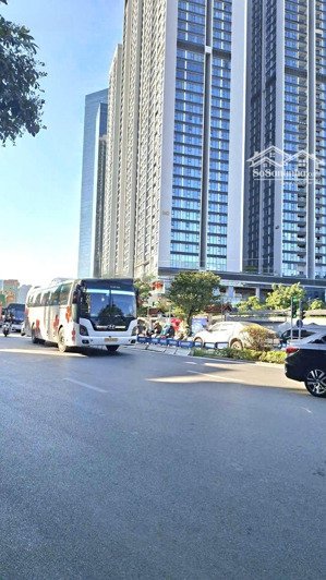 bán nhà mặt phố kim mã 128m2, 9 tầng giá: 90 tỷ. tây hồ