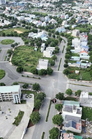 bán đất ngang 5x20m, mt đường rộng 32m, ngay trường tiểu học châu thới, p.bình an, tp.dĩ an