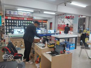 cho thuê nhà mặt phố vũ phạm hàm lô góc dt 90m2 x 2 tầng, mt 25 m, vị trí đẹp