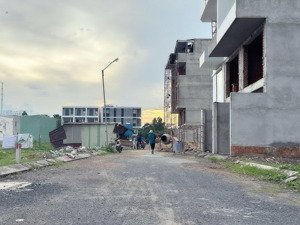 bán đất thủ đức - chính chủ, sổ hồng riêng, thổ cư - kdc đồng bộ - đường xe tải tránh - giá rẻ