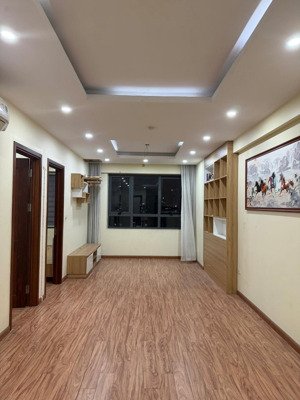 bán căn 3 ngủ tại tòa vip hh - thái hà. giá thương lượng