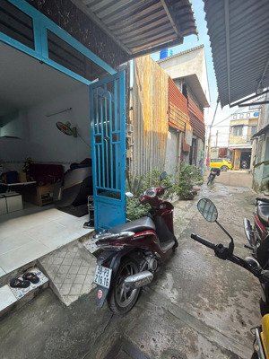 chính chủ cần bán gấp lô đất nhỏ, giá tốt - phù hợp xây nhà riêng ở vĩnh lộc a