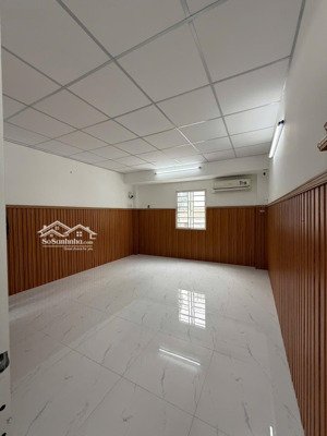 bán nhà hẻm 4m bùi văn ba quận 7 . ngang 4m x 7,4m , 2pn 3wc . giá chỉ : 5,2 tỷ sổ hồng riêng