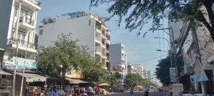 nhà mặt tiền 4 tầng 4x16, đang cho thuê, chợ phạm văn bạch 9 tỷ