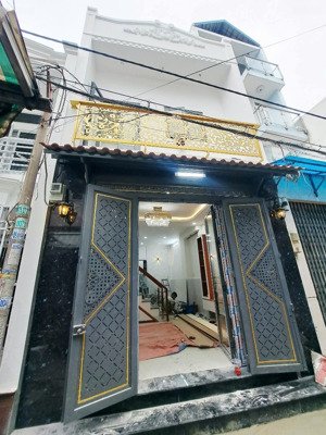 gần chợ gò xoài - hẻm ô tô đỗ cửa - 32m2, 2 tầng xây mới 100% - giá chỉ nhỉnh 3 tỷ