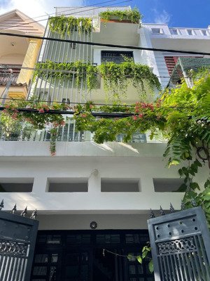 thiện chí bán nhà lê quý đôn-phú nhuận cho thuê 22tr/th, dt 81m2 giá chỉ 3tỷ95 gần thcs đào duy anh