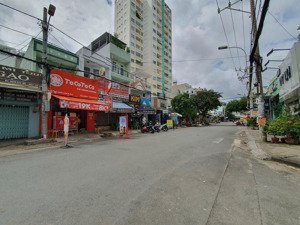 bán nhà mặt tiền an dương vương q6, ngang 9.2m dài 34m, cn 310m2 vuông vức, chỉ 40 tỷ