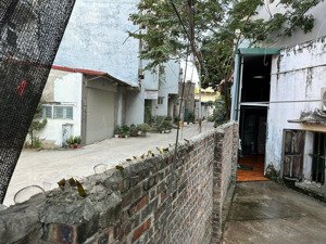 cho thuê nhà riêng 2 mặt tiền ở, làm kho, ngõ 87,89 đường tân xuân.