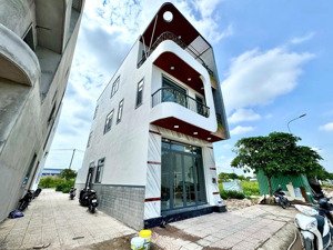 nhà góc 2 mặt tiền the sol city, đường n9, 4,7 tỷ, 80m2, shr, hoàn công, full nội thất, hỗ trợ vay