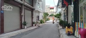 3 tầng 4x18, hẻm oto 1/ nhà như mới, chợ phạm văn bạch 7.4 tỷ